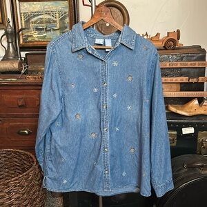VINTAGE 90s Holiday Editions Embroidered Snowflakes Denim Button Down Shirt